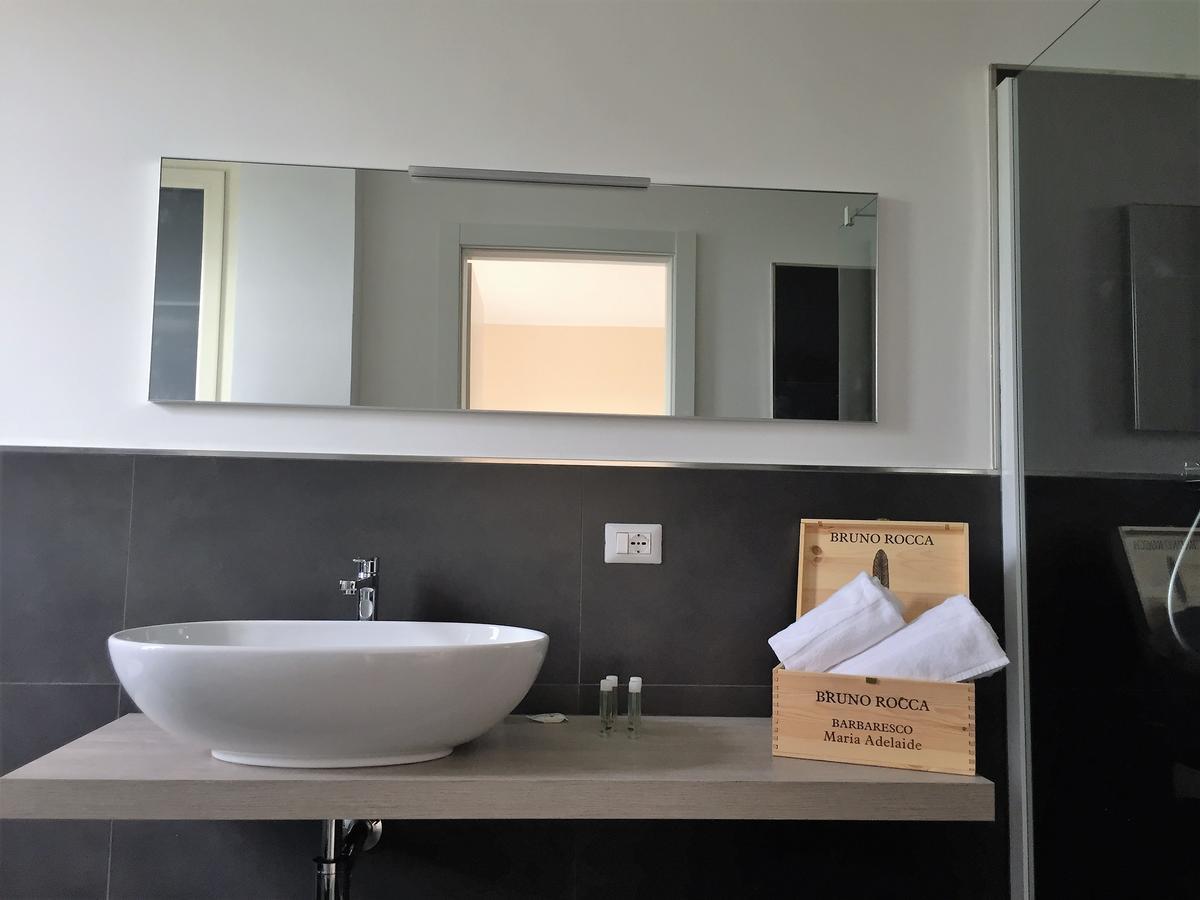 Locanda Rabaya' Barbaresco Buitenkant foto