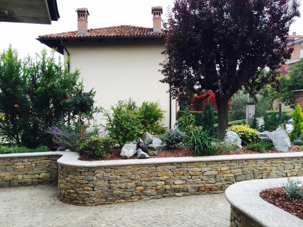 Locanda Rabaya' Barbaresco Buitenkant foto